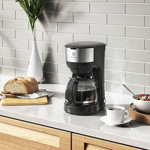 Cafeteira Elétrica Electrolux inox filtro permanente removivel sistema corta pingos capacidade 1,2L 30 xicaras função manter aquecido ECM20 127v Cafeteira Elétrica Electrolux inox filtro permanente removivel sistema corta pingos capacidade 1,2L 30 xicaras função manter aquecido ECM20 127v
