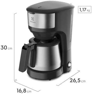 Cafeteira Elétrica Electrolux Jarra inox filtro permanente removivel sistema corta pingos capacidade 1,2L 30 xicaras função manter aquecido ECM22 127v Cafeteira Elétrica Electrolux Jarra inox filtro permanente removivel sistema corta pingos capacidade 1,2L 30 xicaras função manter aquecido ECM22 127v